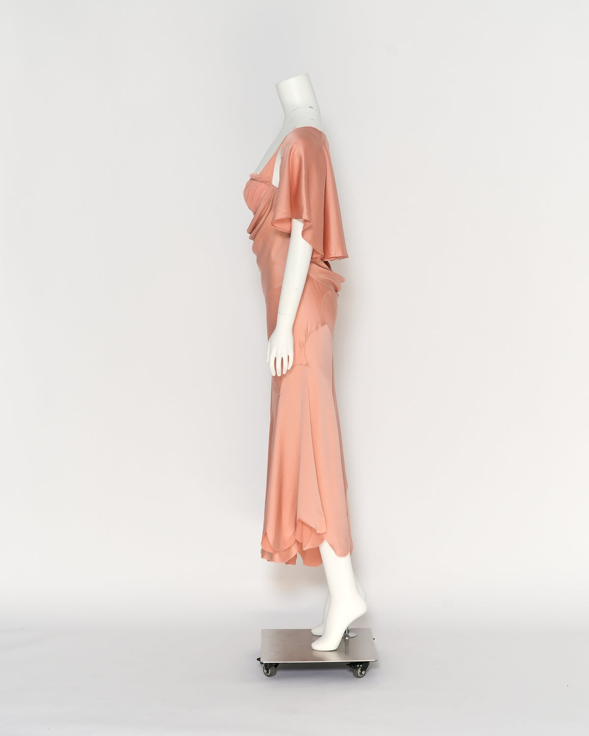 Alexander McQueen Spring/Summer 2004 "Deliverance" collection Peach Silk Corseted Bias-cut Evening Dress and Capelet