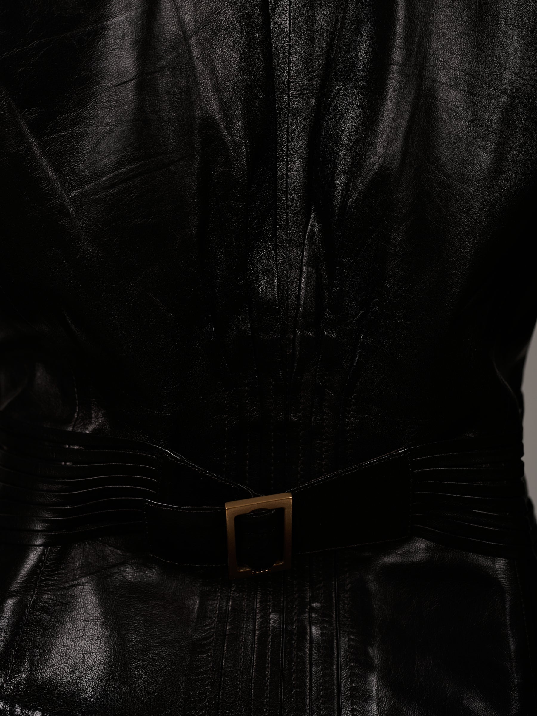 Gucci by Tom Ford Fall/Winter 2003 Black Leather Fitted Jacket - Pulled