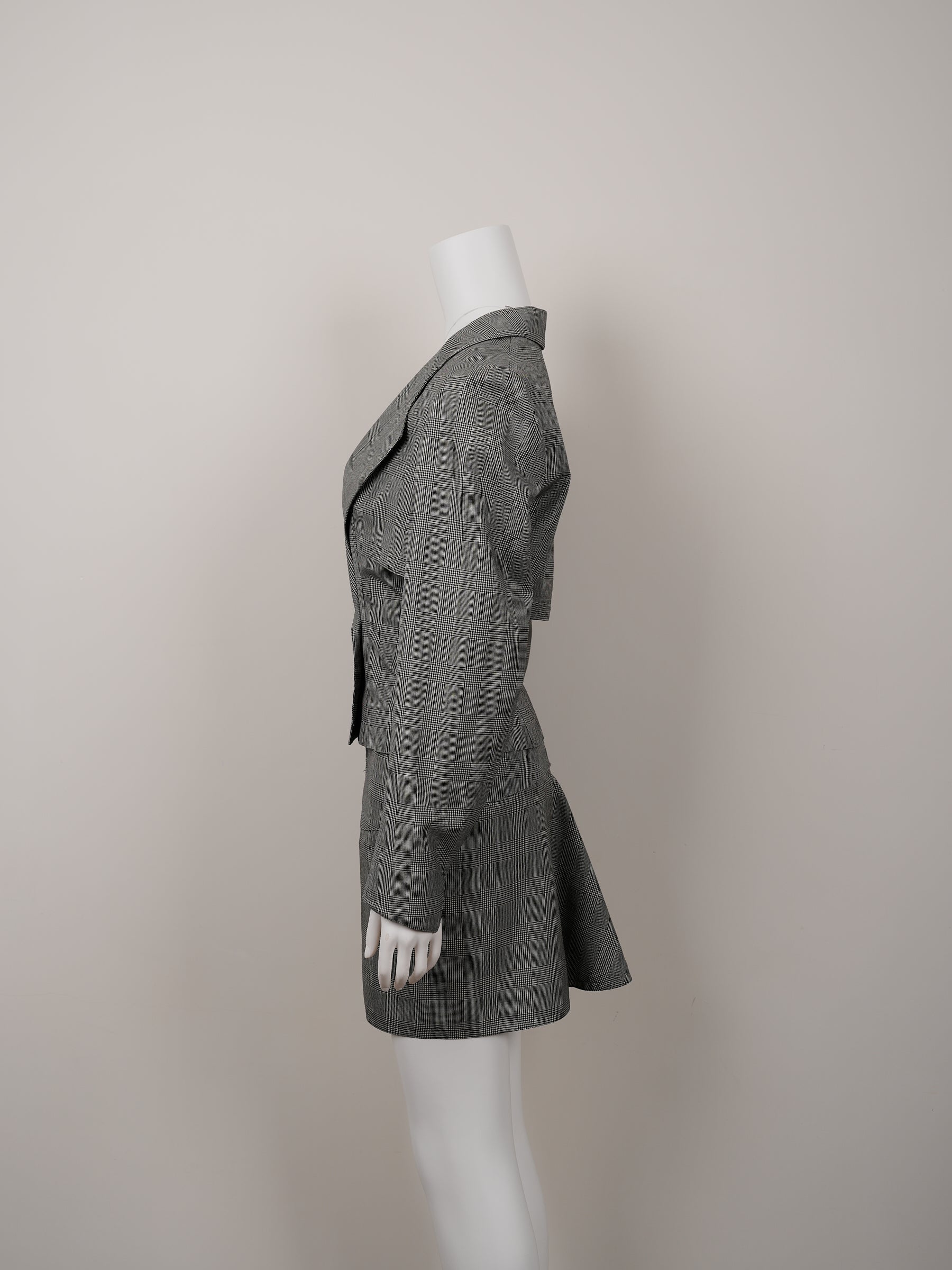 Alaïa Fall/Winter 1988 Micro Houndstooth Suit with Pleated Skirt