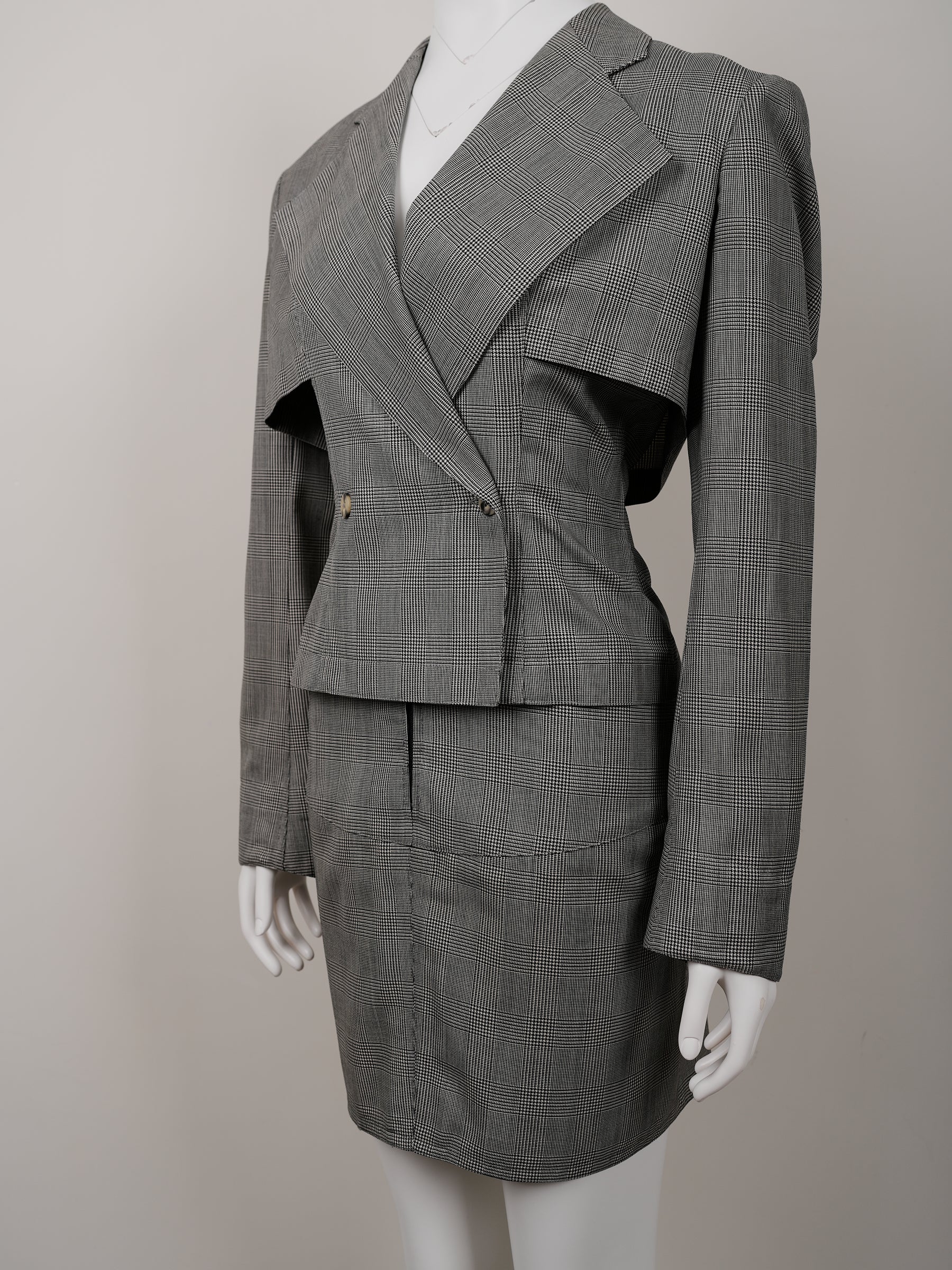 Alaïa Fall/Winter 1988 Micro Houndstooth Suit with Pleated Skirt