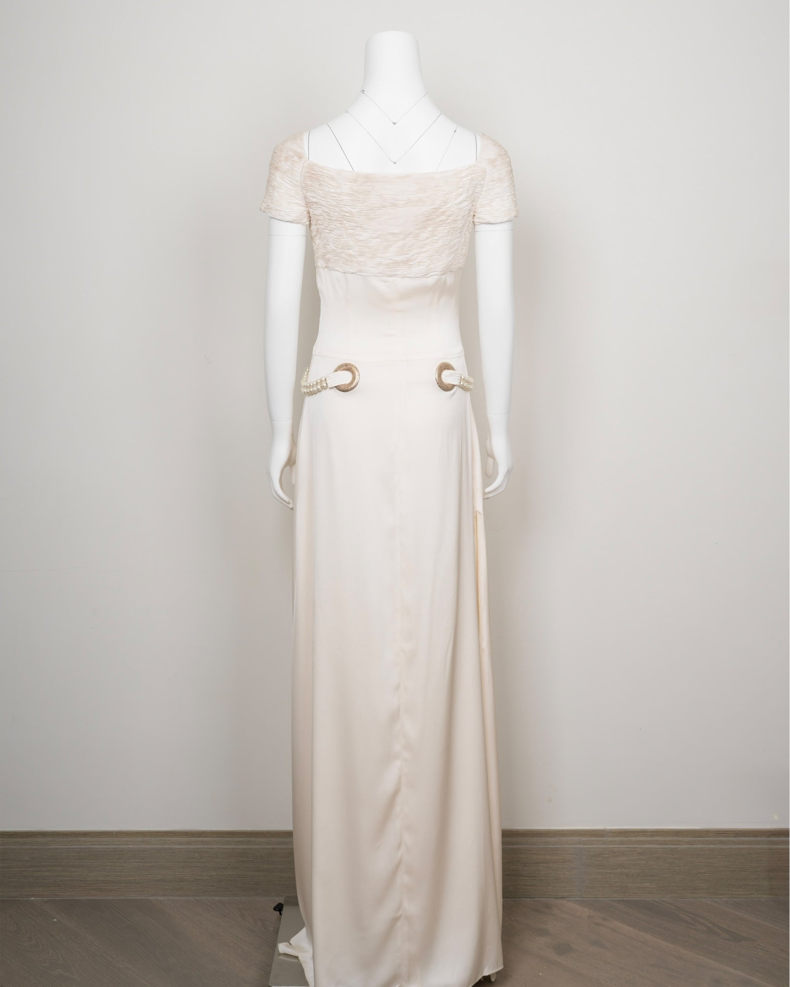 Preowned Valentino Spring 2005 Ivory Silk Gown with Pearl Belt