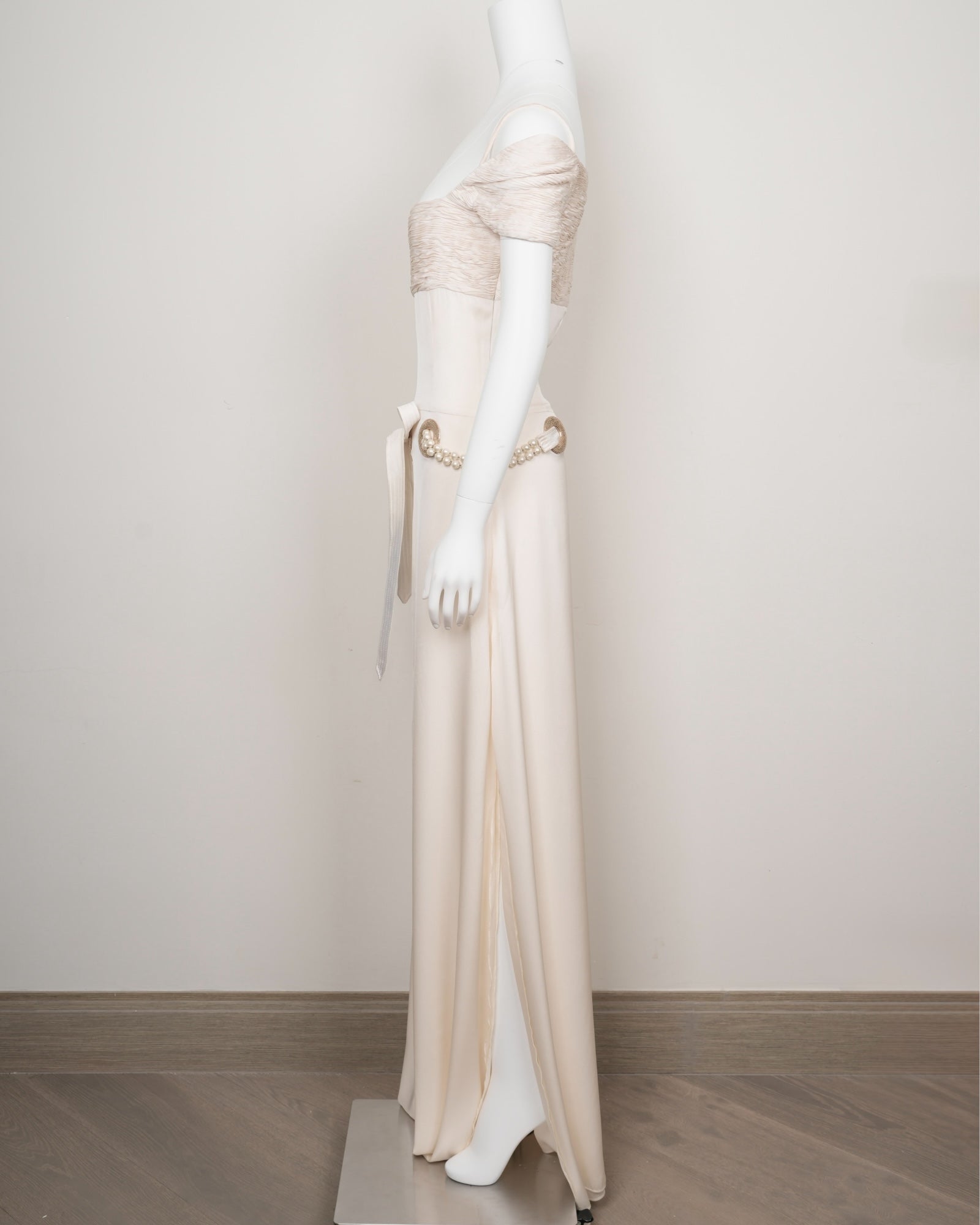 Preowned Valentino Spring 2005 Ivory Silk Gown with Pearl Belt