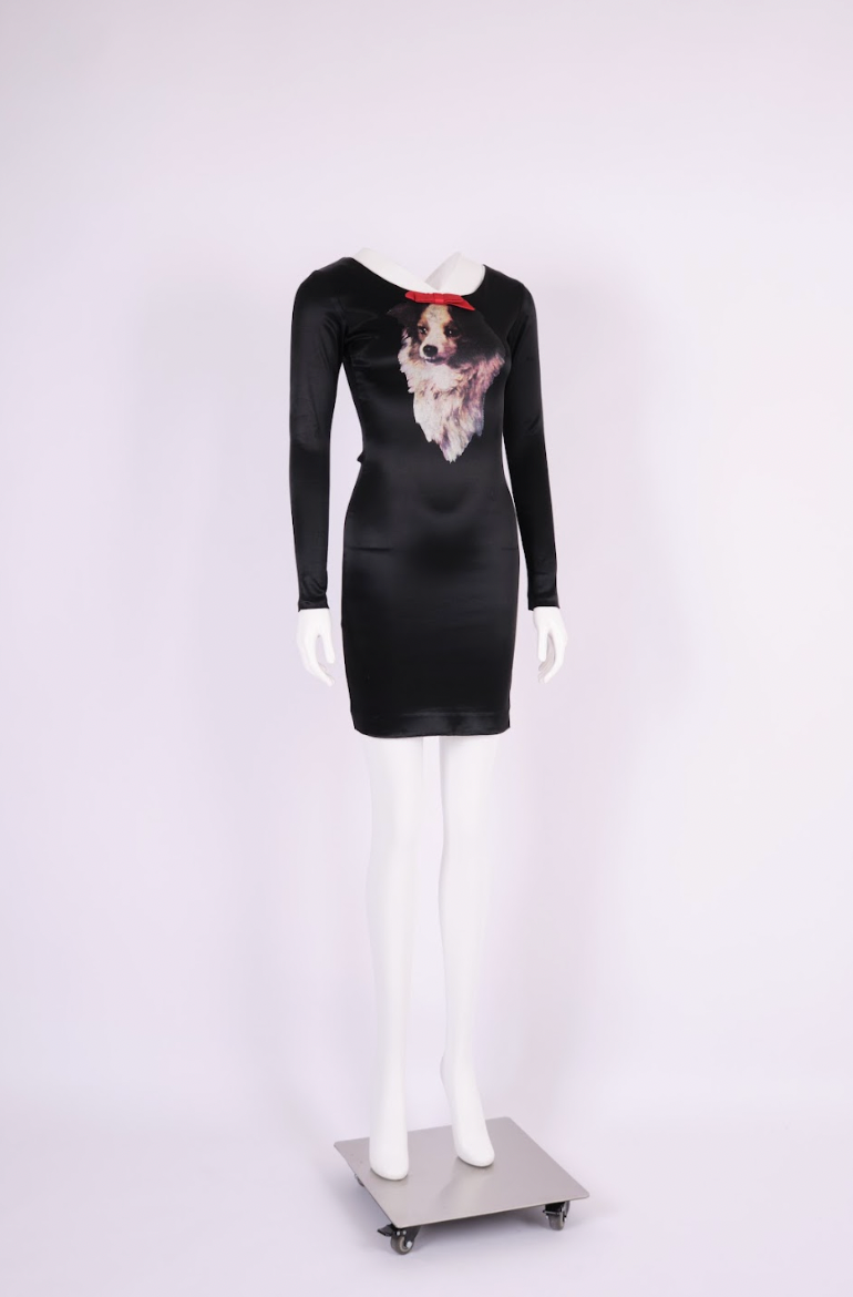 Vintage Vivienne Westwood Fall 1992 Dog Print Dress, Always on Camera – Cafe Society Archive Vintage Vivienne Westwood Fall 1992 Dog Print Dress, Always on Camera – Cafe Society Archive