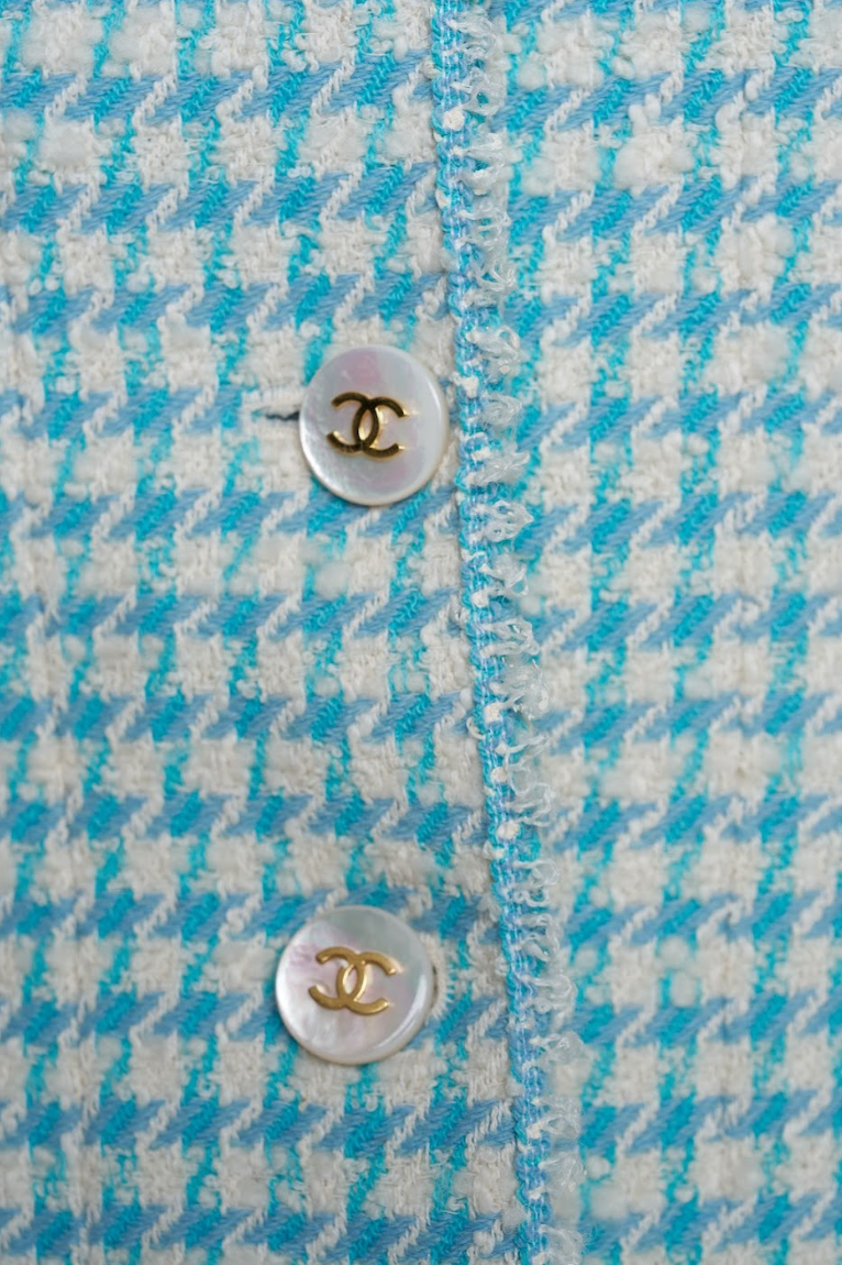 Vintage Chanel Spring 1997 Blue Tweed Jacket in Houndstooth Pattern